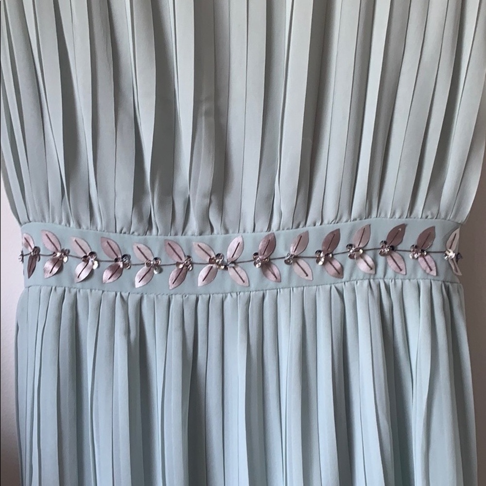 *Sold* Lauren Conrad Runway Ombré Pleated Dress 10 - Picture 8 of 8